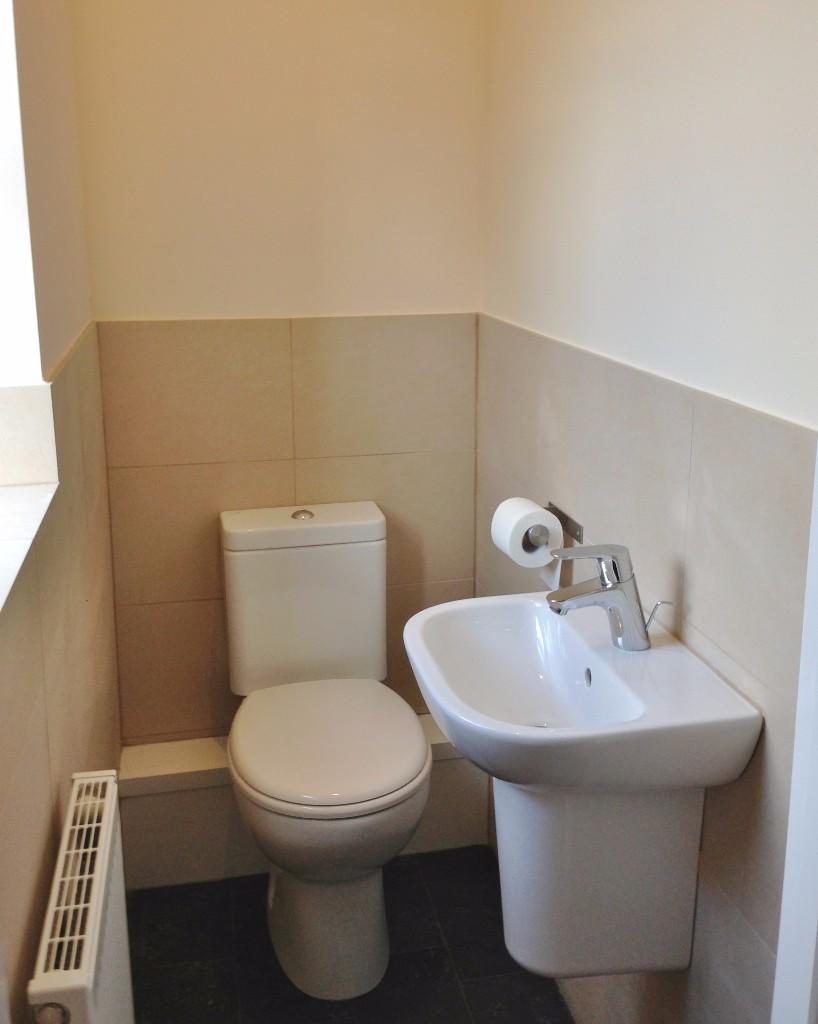 FF rear ensuite
