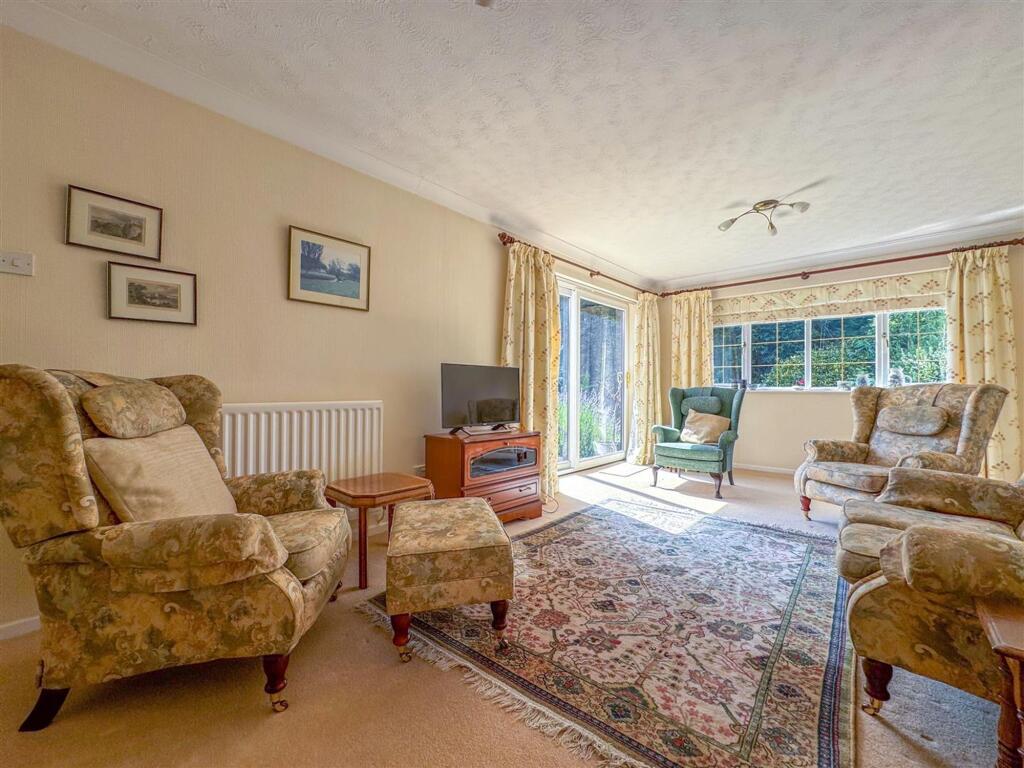 Hawk Close - Image-14.jpg