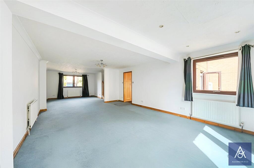Living/Dining Room