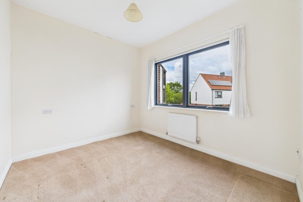 CAM03162G0-PR0331-STILL014