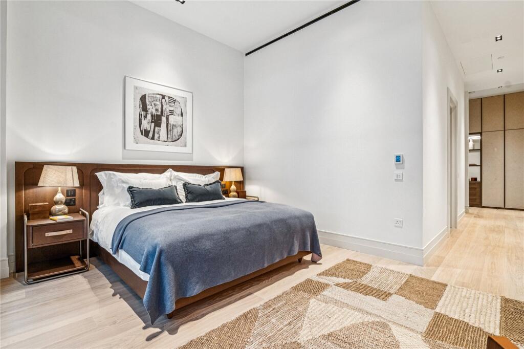 Picture No. 17
