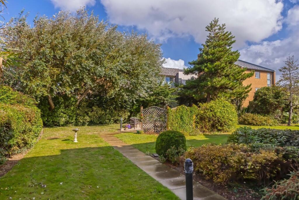 beachville grdn.jpg