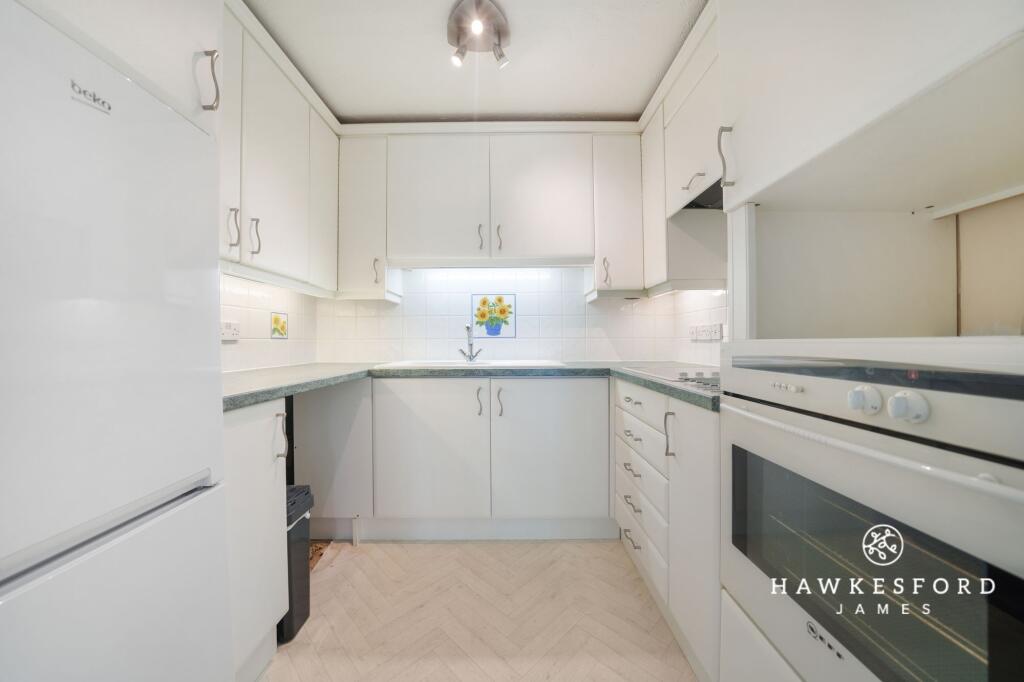 Barkers Court, Sittingbourne - Kitchen