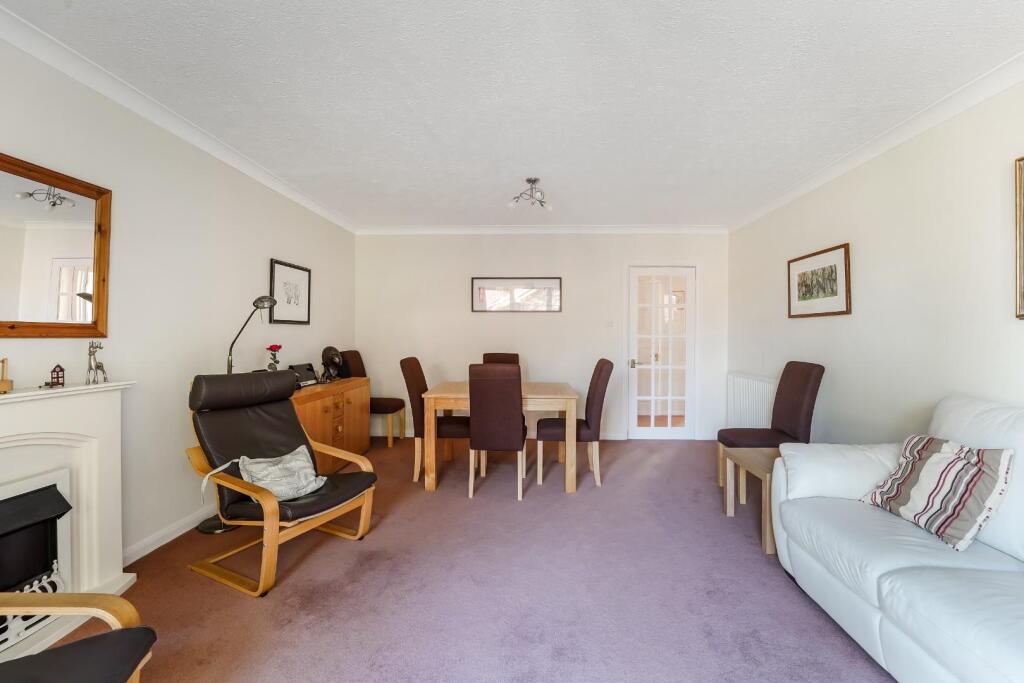 KINGS COURT (12).jpg