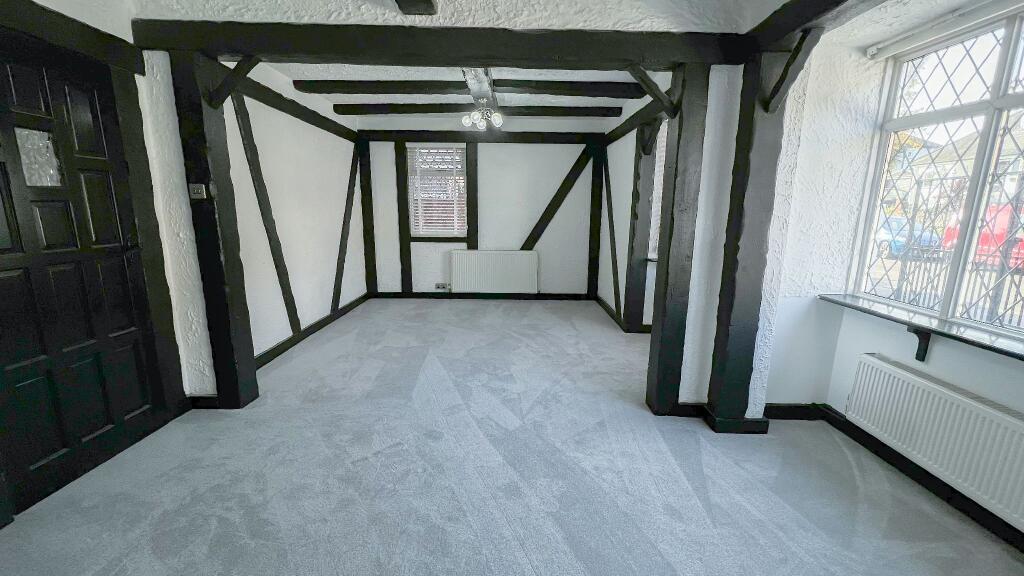 4th Photo of Lounge