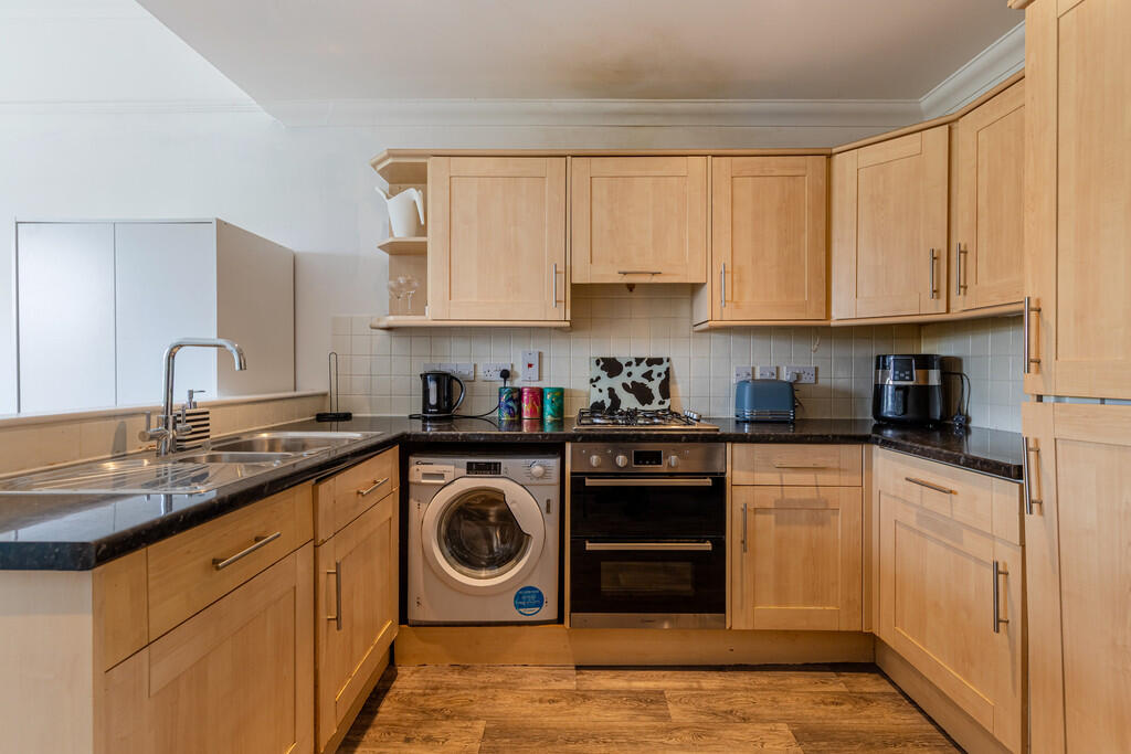 A12 - 4 Woodbury ...