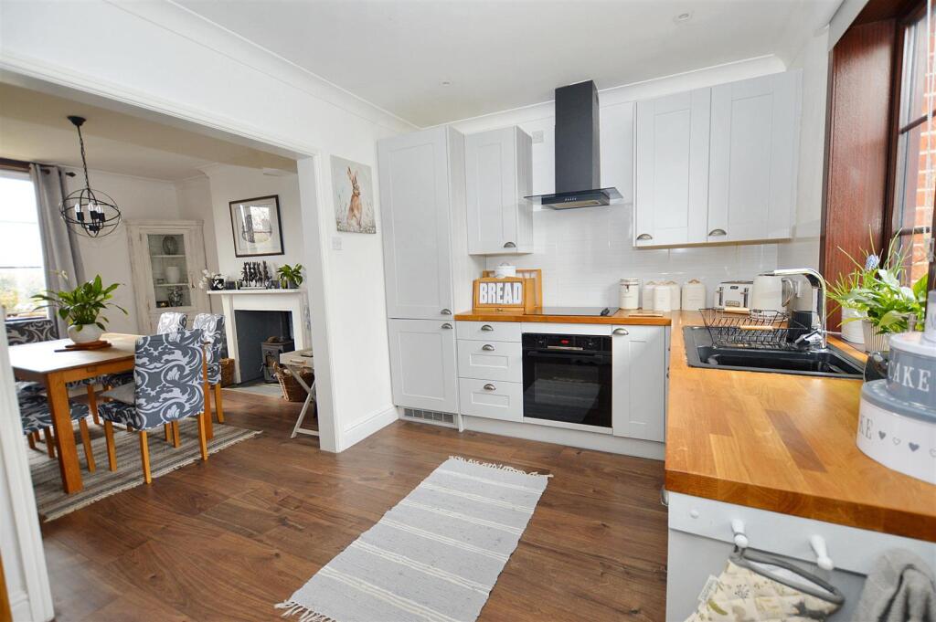 DSC_0002 - 2025-03-11T121038.862.jpg