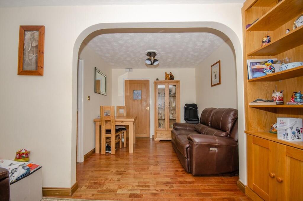 Dining room.jpg