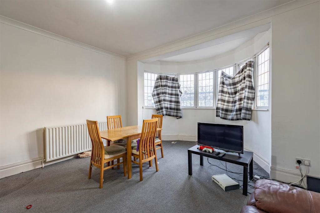 Lounge Flat 2