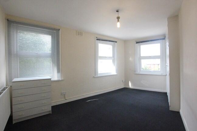 27B Crouch Hill Bedr