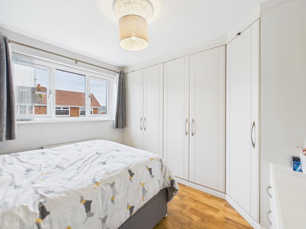 CAM03729G0-PR0149-STILL008