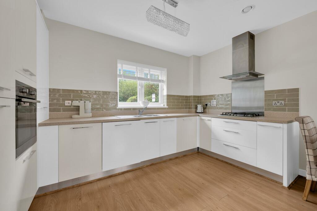 Lounge/Kitchen