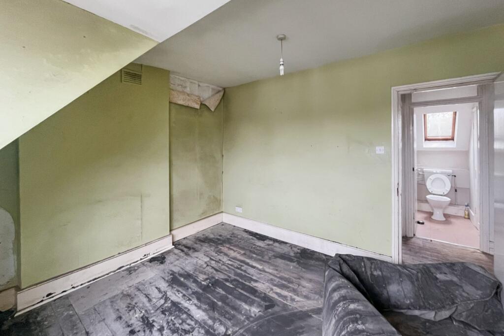 8A 8B &amp; 8C Henderson Road, Wandsworth Common, London SW18 3RR