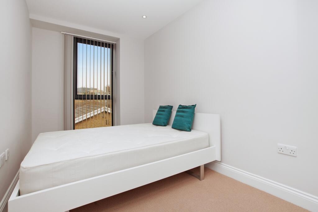 Bedroom (1)_high