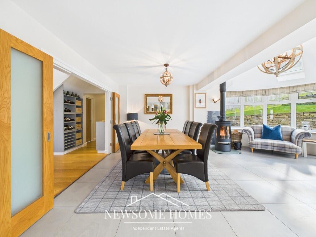 Kitchen/ Family Room