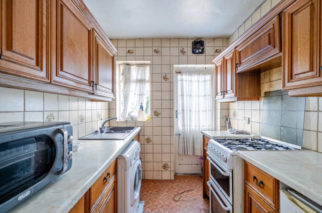 1395380-9-695cdca6a292e