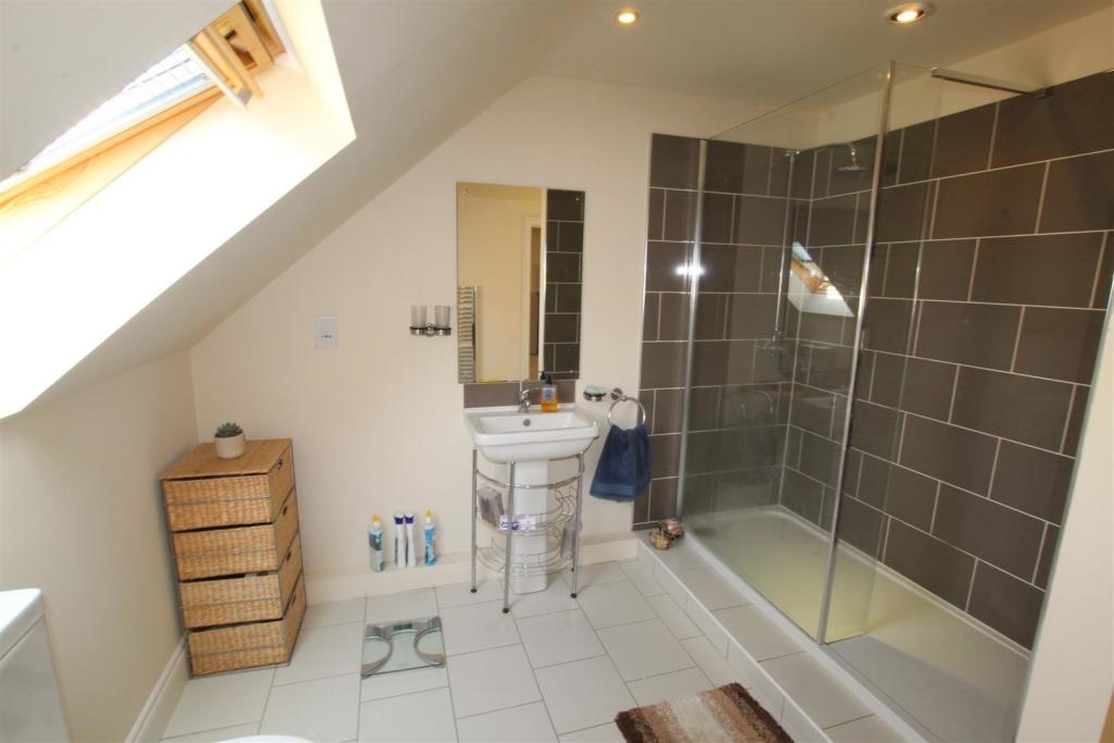 master ensuite