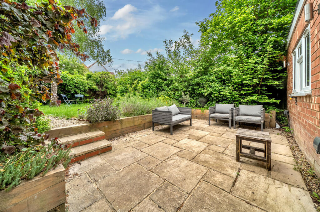 11-681cd7ecc78bb-...