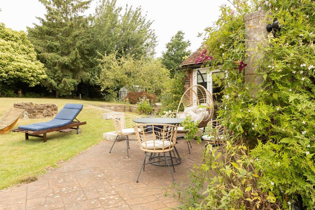 Greys Orchard, Barby (47).jpg