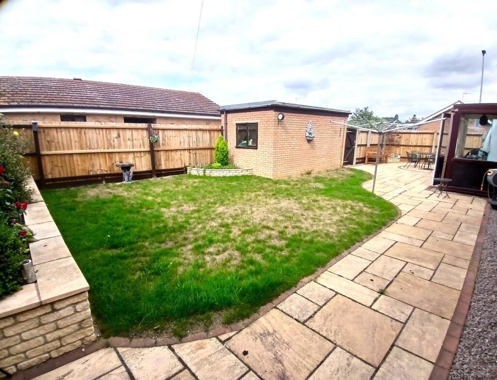 Garden 2.jpg
