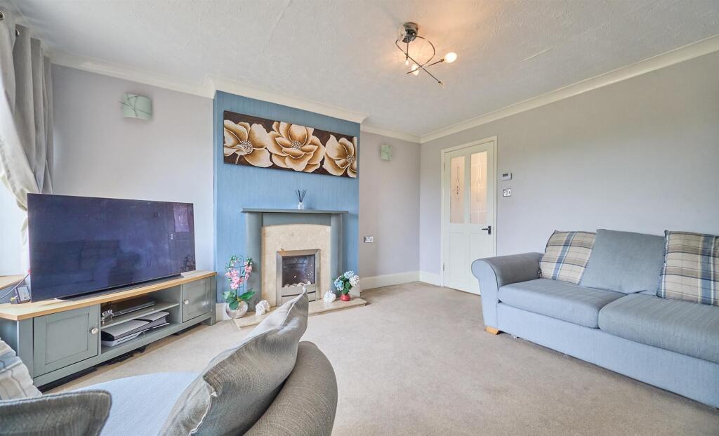 Front Lounge