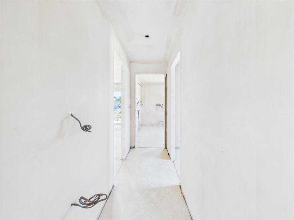 Early Stage Photo Hallway