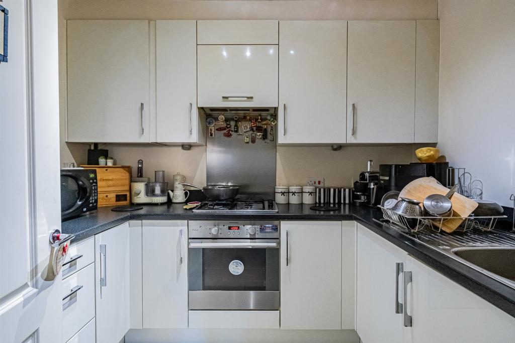 Fitted Kitchen