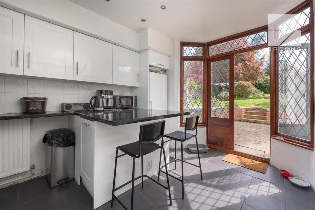 33 Mount Echo Drive_0008.jpg