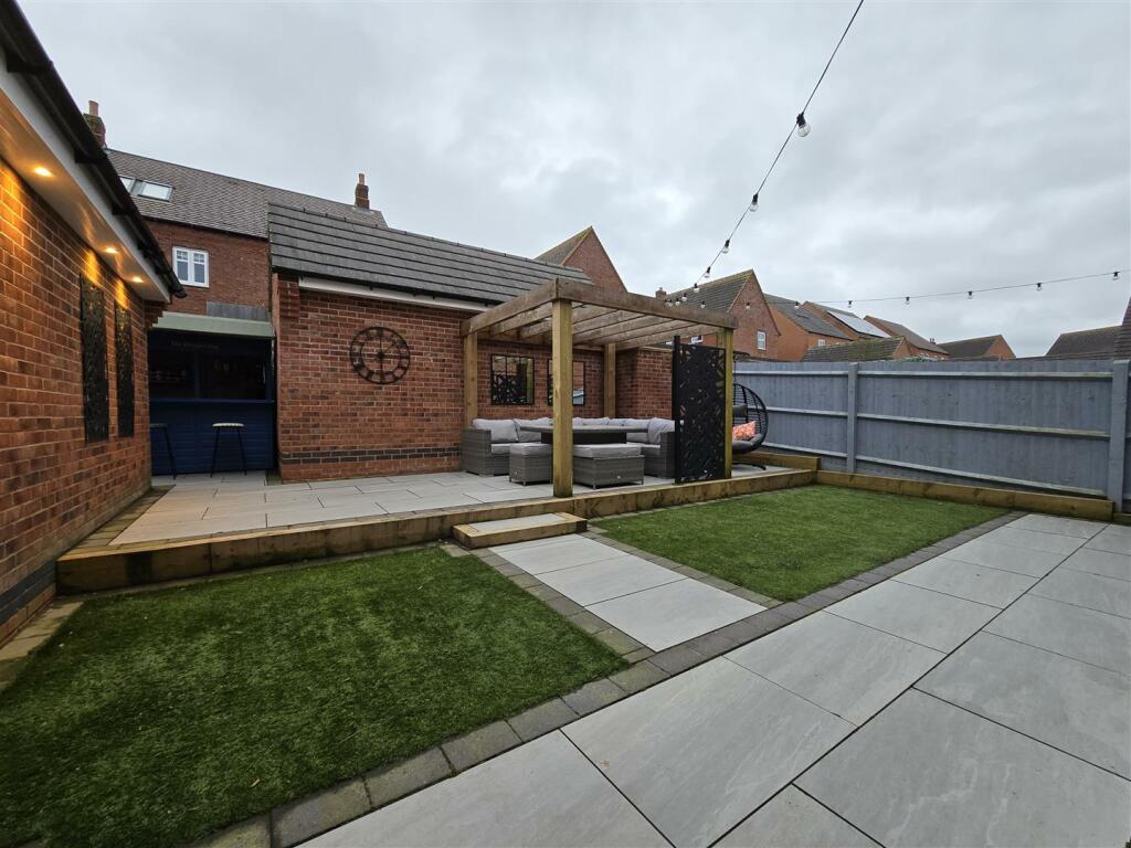 7 Fern Close, Coalville
