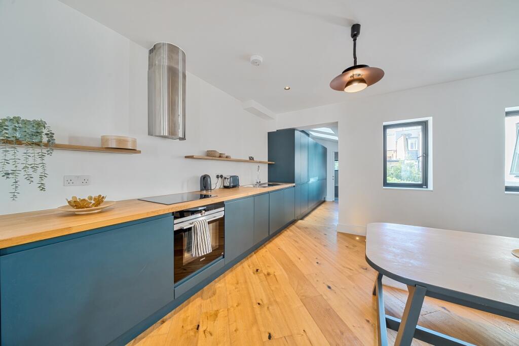 1345170-9-68b0865...