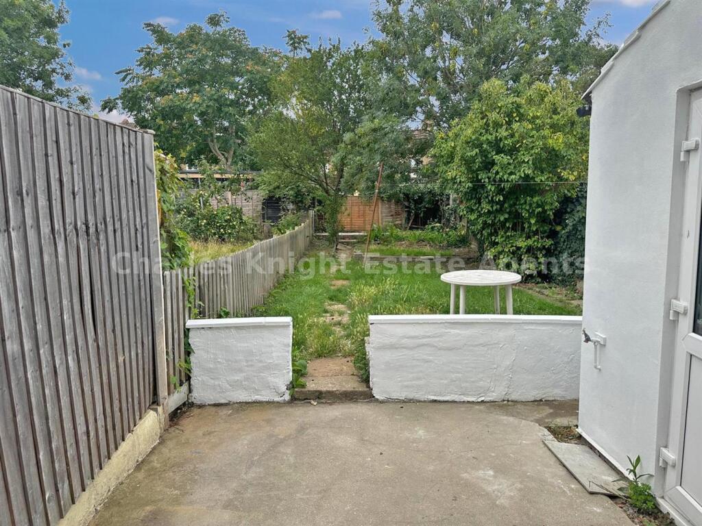 garden2_watermarked.jpg