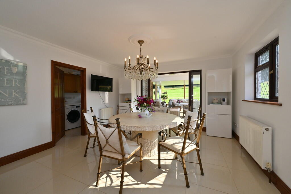 Photo 28-05-2021,...