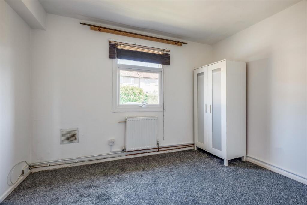 Staplefield Drive-6.jpg