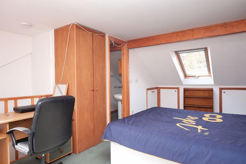 Bedroom 5
