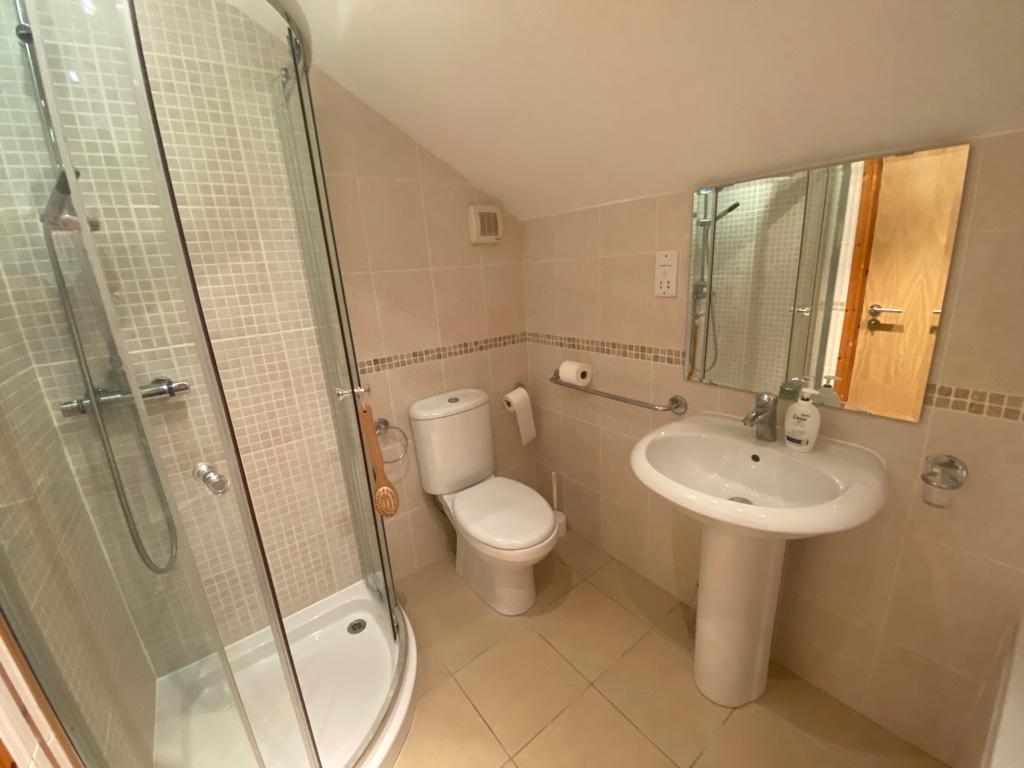 2nd Floor En-Suite
