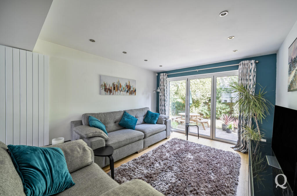 38c13ecc-b28c-410...