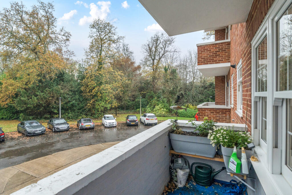 1382127-1-69172f7...