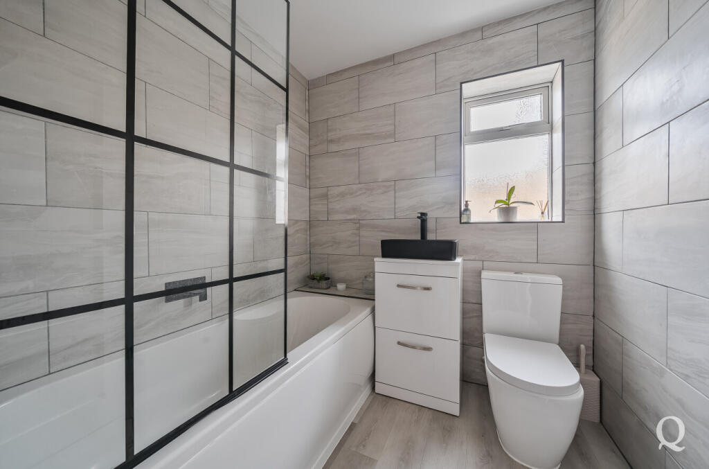 4dc786ee-6ae3-4f0...