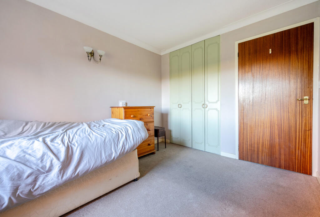 1383365-15-692058...