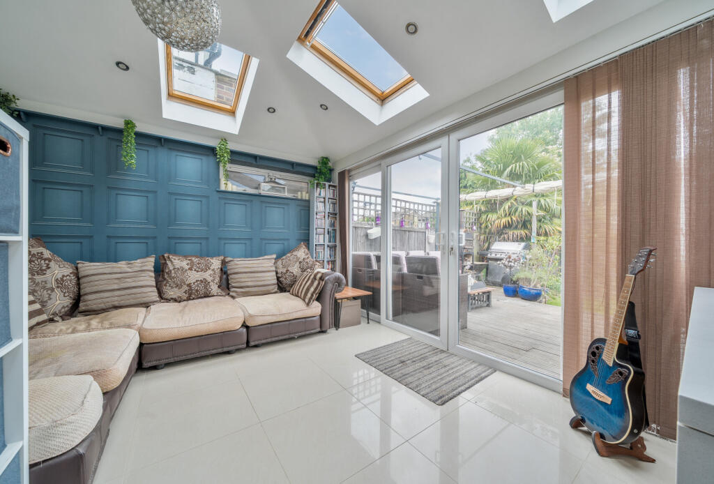 1332062-18-688aa2...