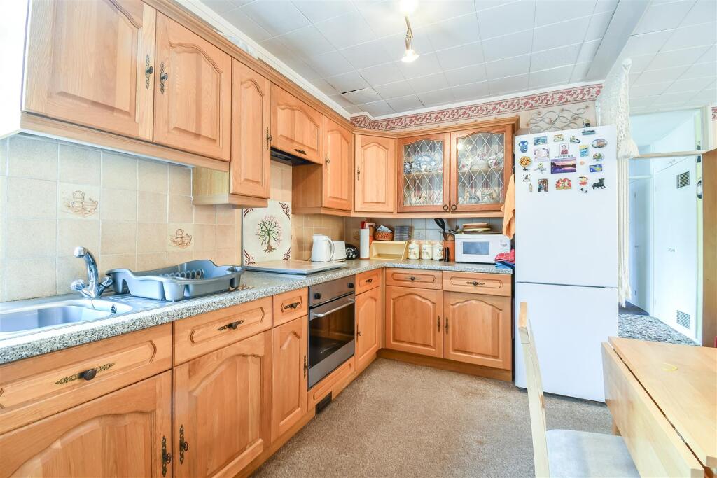 Kitchen / Breakfast