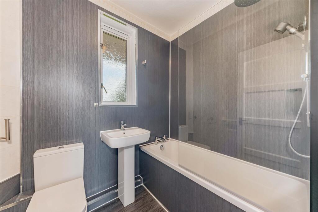 1R 6 Balerno Street Dundee-10.JPG