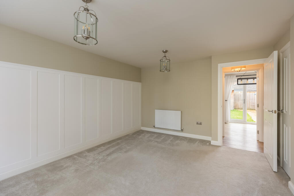 Waterside Court 6 Lounge-3