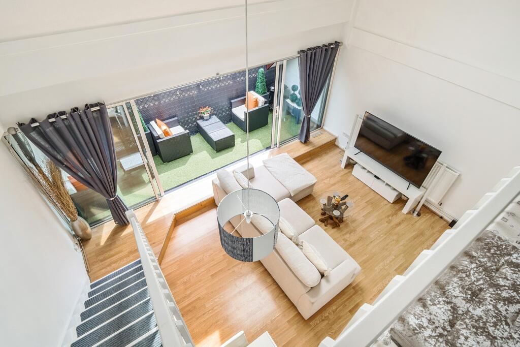 1315385-18-685c08605