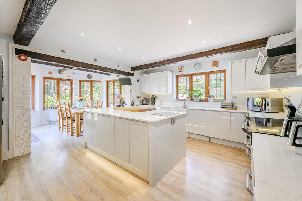 Kitchen 1