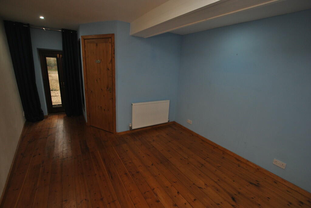 Rose Cottage, Bed...