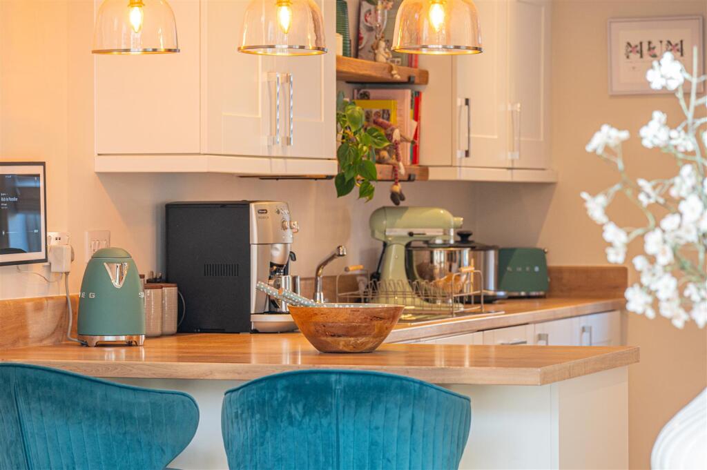 home-074.jpg