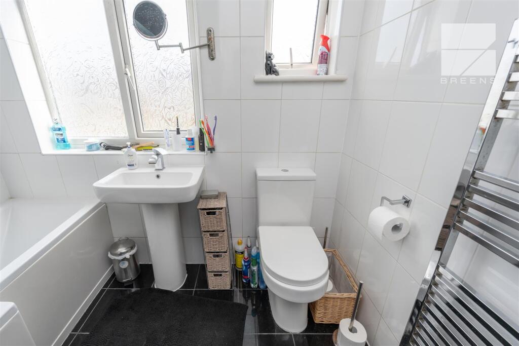 252 Hale End Road_0017.jpg