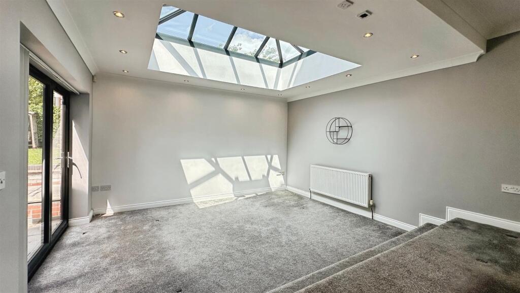 acdbc049--4A09-A102-59BFBB842E0B-66192-00001563313