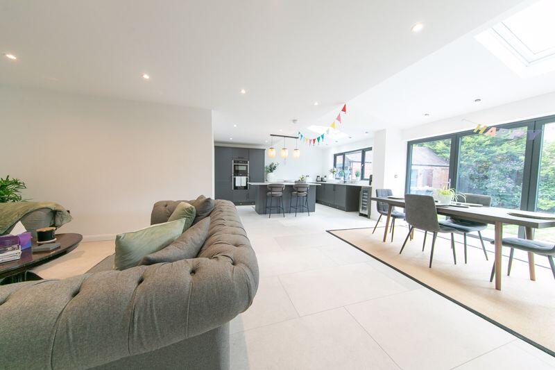 Open plan kitchen, living and dining ...